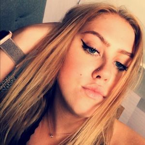 Meet your Posher, Laney